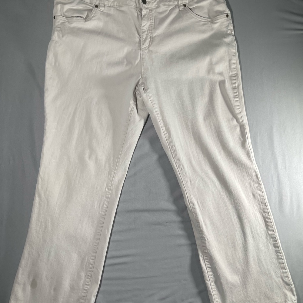 SMITH Women's Boot Cut Jeans in White